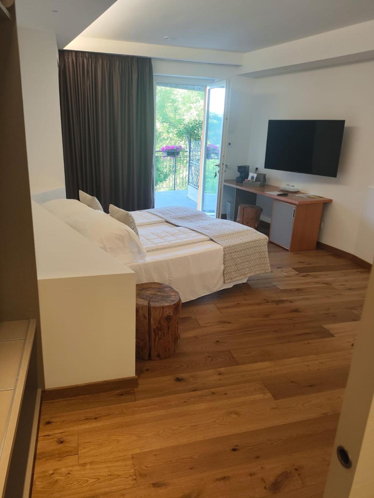 Agriturismo Terre Di Ginepro 博尔盖托迪瓦拉 外观 照片